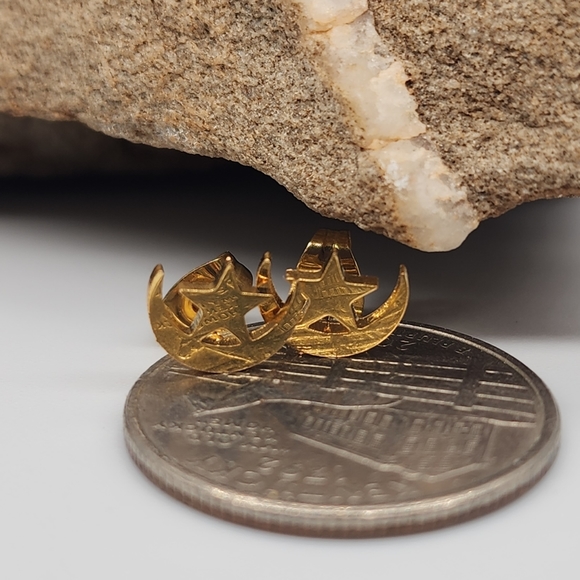 Minimalist Jewelry Elegant 14 kt Gold plate Moon Star Contemporary Design - Picture 8 of 13